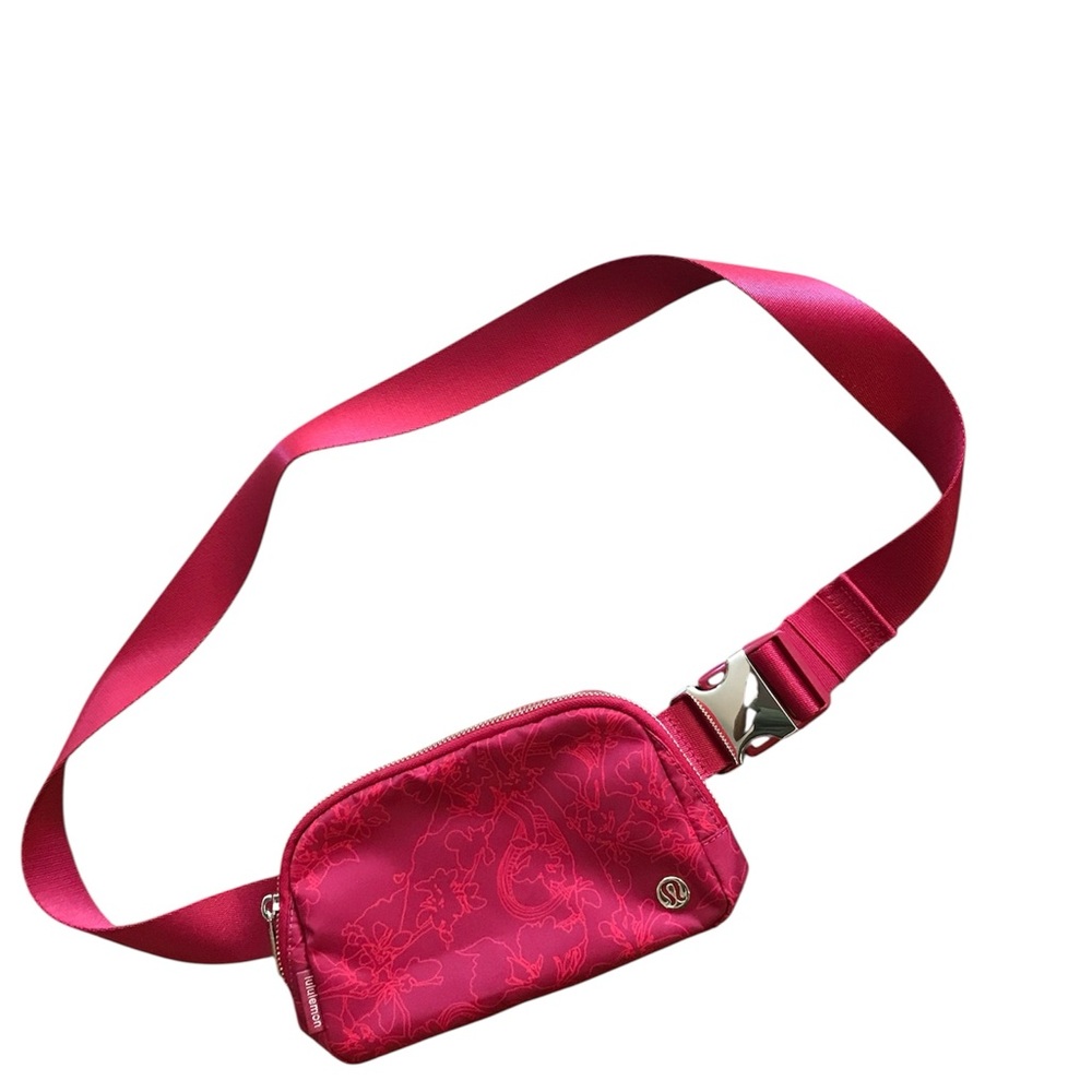 Brand new ,limited Olympic edition Lululemon belt bag